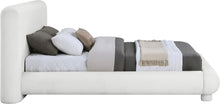 Load image into Gallery viewer, Blair - Polyester Upholstered Bed
