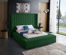 Load image into Gallery viewer, Kiki - Bed
