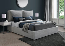 Load image into Gallery viewer, Misha - Bed
