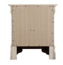 Load image into Gallery viewer, Louis Phillipe - Nightstand - Wood
