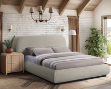 Load image into Gallery viewer, Vaughn - Chenille Bed With Black Base

