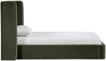 Load image into Gallery viewer, Kendall - Velvet Upholstered Bed
