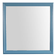 Load image into Gallery viewer, Traditional Wall Mirror For Any Space
