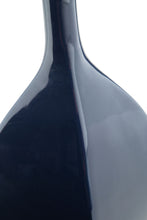 Load image into Gallery viewer, Abtinson - Vase
