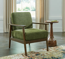 Load image into Gallery viewer, Bixler - Showood Accent Chair
