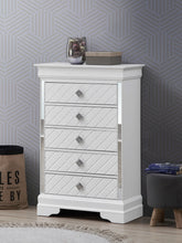 Load image into Gallery viewer, Verona - Chest - Silver Champagne
