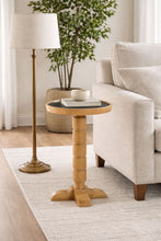 Load image into Gallery viewer, Tarrington - Spot Table
