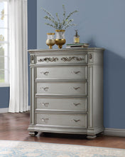 Load image into Gallery viewer, B062 - Chest - Shimmer Silver
