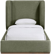 Load image into Gallery viewer, Aurin - Upholstered Bed
