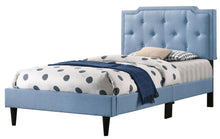 Load image into Gallery viewer, Button Tufted Bed Charming For Cozy Spaces
