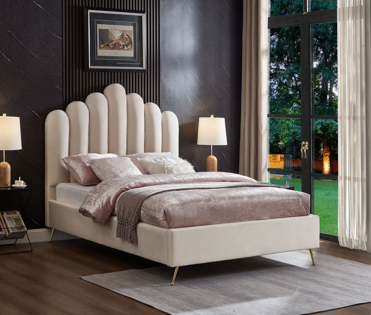 Lily - Bed