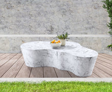 Load image into Gallery viewer, Monza - Concrete Coffee Table
