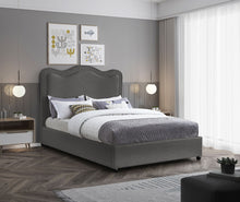 Load image into Gallery viewer, Felix - Bed
