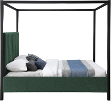 Load image into Gallery viewer, Kelly - Bed
