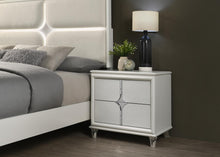 Load image into Gallery viewer, B025 - Nightstand - White
