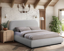 Load image into Gallery viewer, Vaughn - Chenille Bed With Black Base

