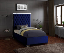 Load image into Gallery viewer, Lexi - Bed
