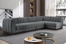 Load image into Gallery viewer, Quinn - 5 Piece Modular Sectional
