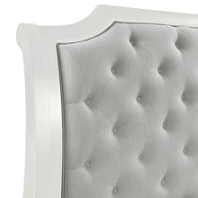 Load image into Gallery viewer, Lyndhurst - 6''6" / 6''0" King Headboard - Vintage White
