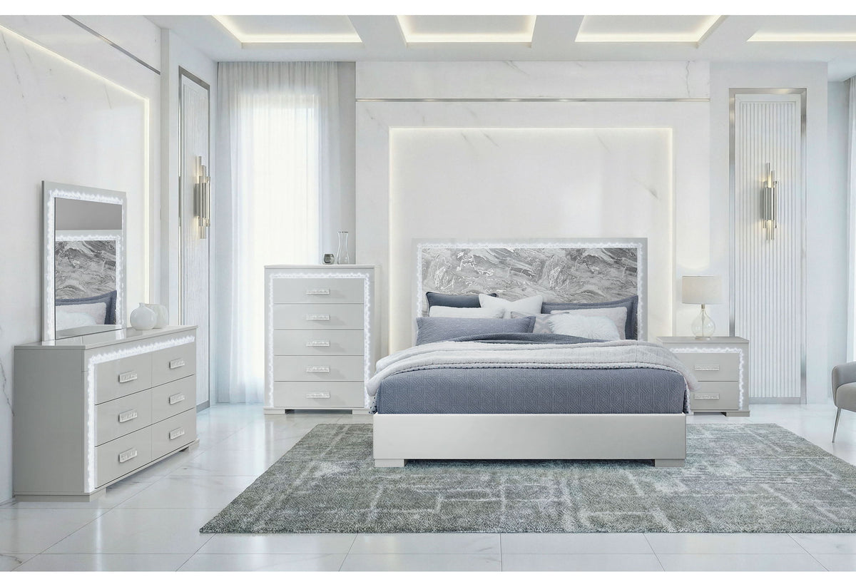 Naomi - 4 Piece Bedroom Set (Full Bed, Dresser, Mirror, Nightstand) - Silver Marble