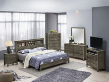 Load image into Gallery viewer, Bed With Transitional Design Stylish
