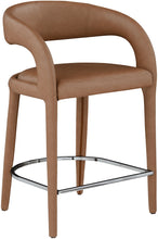 Load image into Gallery viewer, Sylvester - Stool
