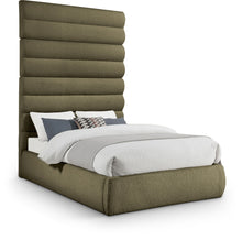 Load image into Gallery viewer, Adam - Boucle Fabric Bed With 89" Headboard
