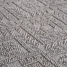 Load image into Gallery viewer, Guros - 6' X 9' Traditional Indoor / Outdoor Area Rug - White
