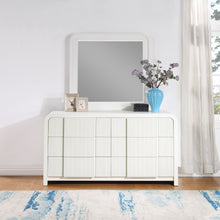 Load image into Gallery viewer, Fluted - Mirror
