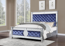 Load image into Gallery viewer, B035 - Velvet Bed

