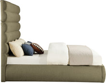 Load image into Gallery viewer, Adam - Boucle Fabric Bed With 70.5" Headboard
