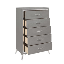 Load image into Gallery viewer, Huxley - Chest
