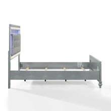 Load image into Gallery viewer, Valentino - 4/6 Full Headboard - Silver
