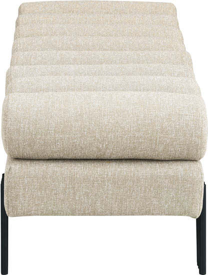 Akeela - Bench