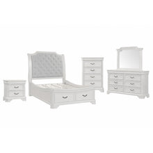 Load image into Gallery viewer, Lyndhurst - Bedroom Set
