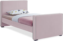 Load image into Gallery viewer, Dillard - Bed

