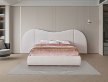 Load image into Gallery viewer, Everest - Linen Fabric Bed
