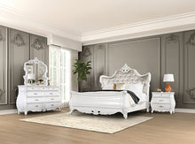 Load image into Gallery viewer, Valentini Queen Bedroom Set
