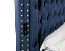 Load image into Gallery viewer, Galaxy Home Hazel King Bed in Blue

