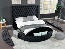 Load image into Gallery viewer, Galaxy Home Hazel King Bed in Black

