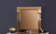 Load image into Gallery viewer, Galaxy Home Lorenzo Gold Detailed Mirror image
