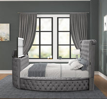 Load image into Gallery viewer, Galaxy Home Maya Queen Bed in Gray

