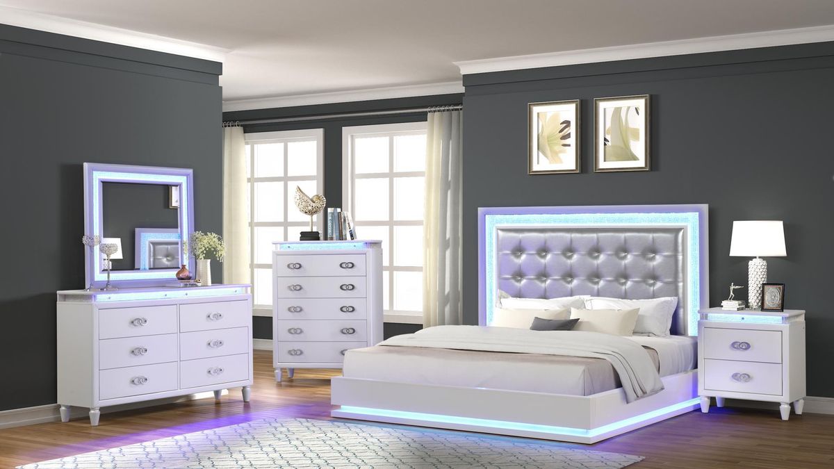 Galaxy Home Passion Mirror in Milky White
