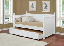 Load image into Gallery viewer, Wastal White Daybed
