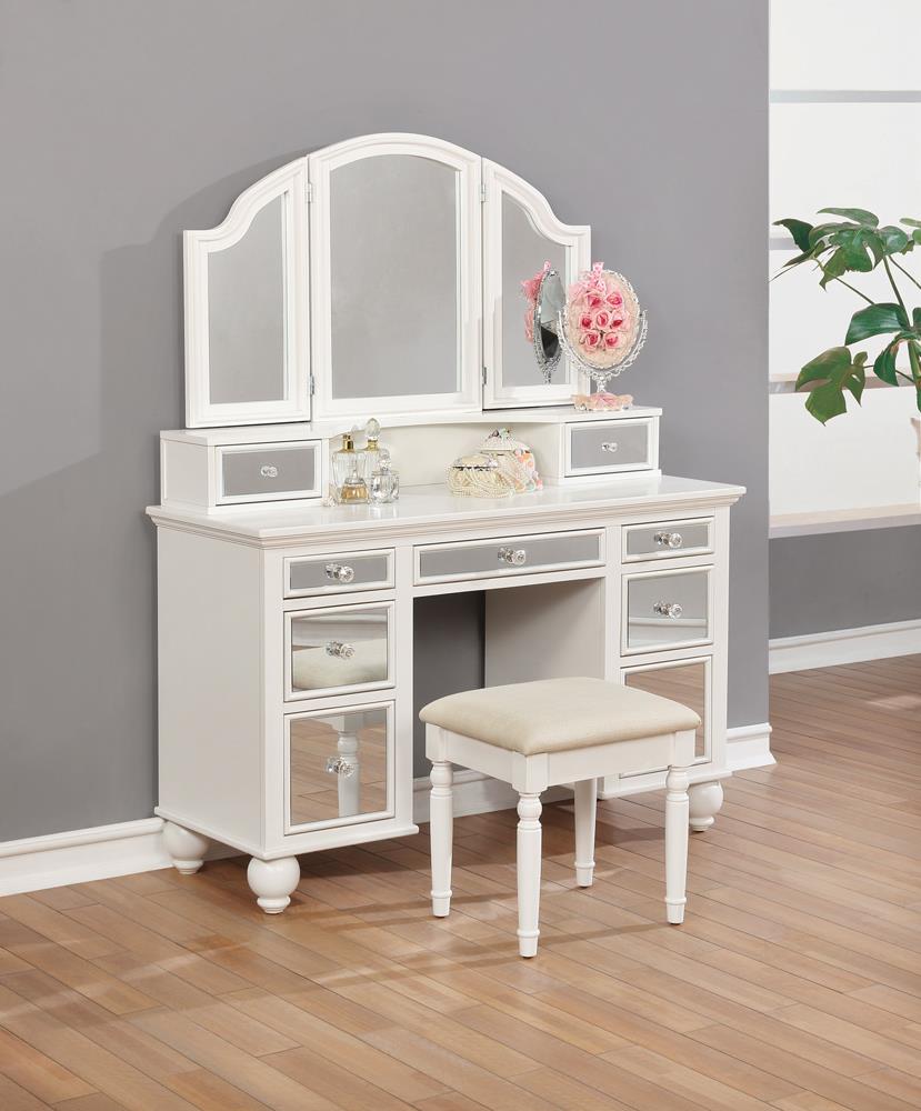 Transitional Beige and White Vanity Set